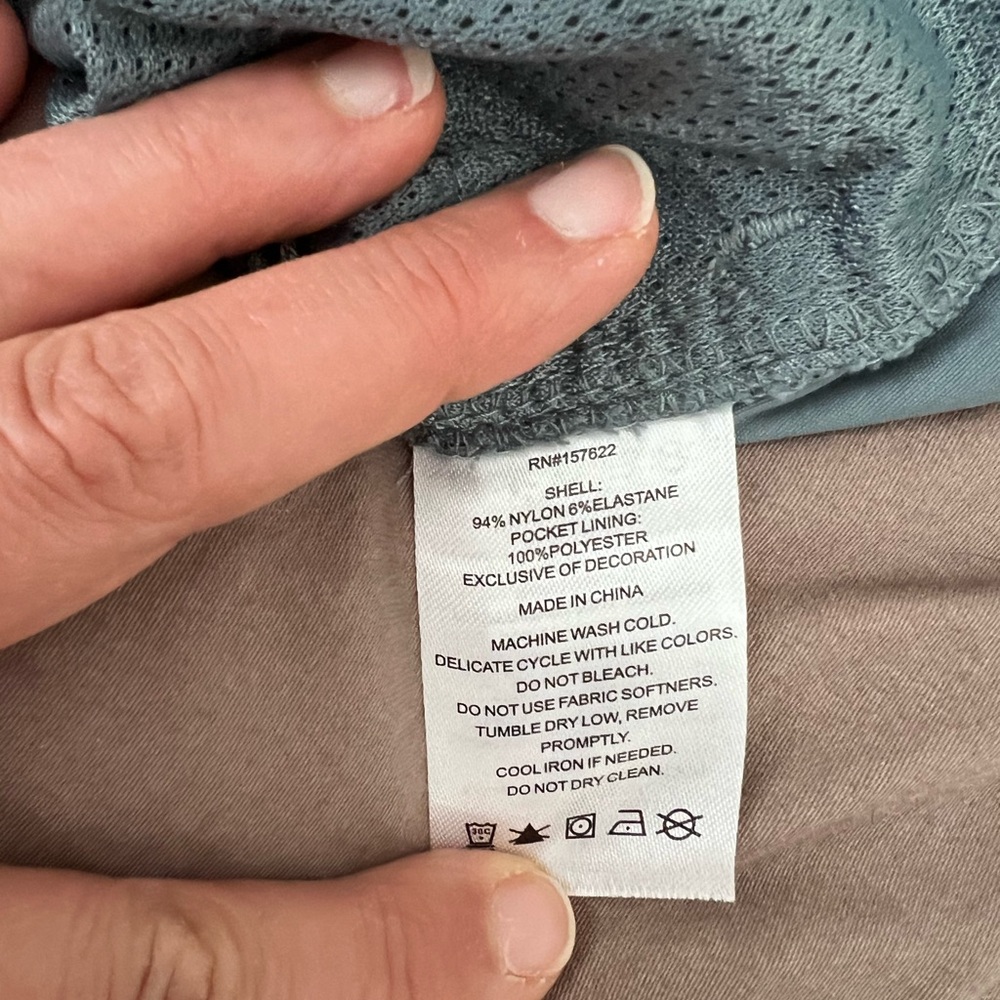 Eddie Bauer Ladies Shorts - Picture 6 of 6